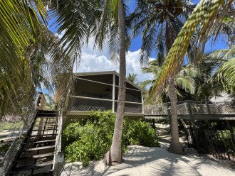 Gated beach estate. Deep water dock—fish, dive, swim or relax in paradise! #2