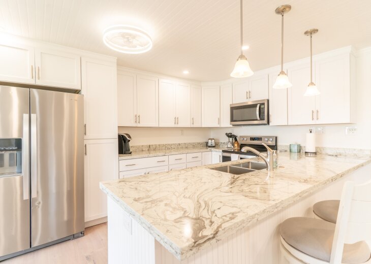 Beautiful breakfast bar.
