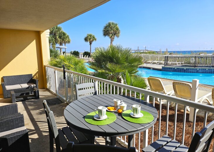 Sunny afternoon on the patio/balcony