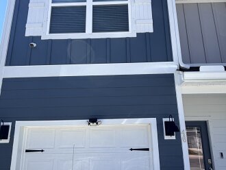 Sleep 8 Beautiful Townhome just 10 minutes from the beach