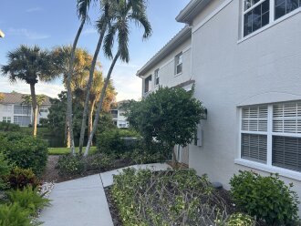 Beautifully renovated. Ideally located. Ready for your Naples winter adventure.