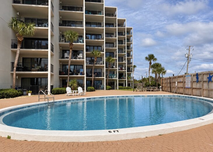 Moondrifter Condominiums features a beautiful Gulf-front swimming pool, spacious sun deck, and direct beach access.