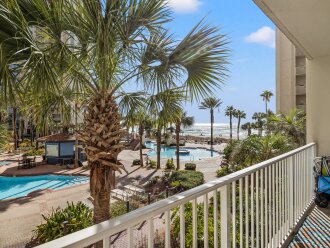 The Shell Shack, Beautiful 2nd floor condo