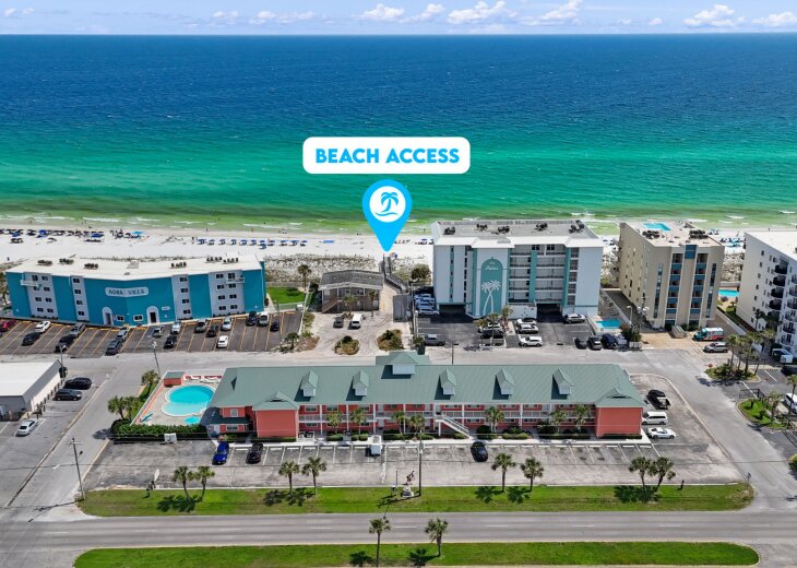 Tropical Isle - steps from the beach!