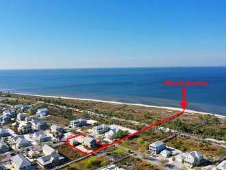 The Salty Parrot-Family Getaway, Steps to the Beach, Dog Friendly