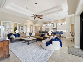 Luxury Waterfront Retreat-Waterfront Sunsets-Heated Pool/Spa-Nature Preserve