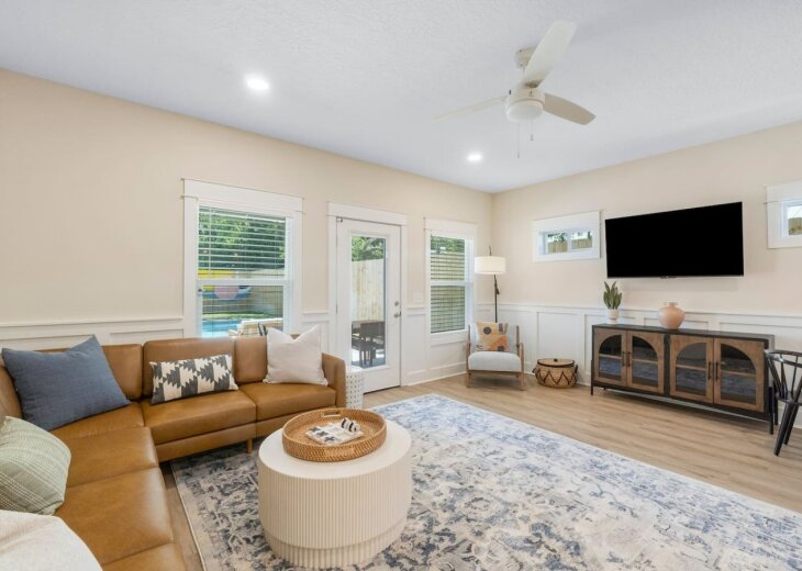 A great meeting space for everyone to gather!