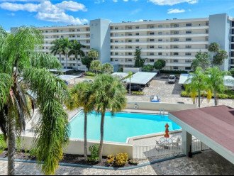 Siesta Key Beach Resort Condo, Gulf and Bay Club, Deluxe Beachfront 2 BD Unit #8