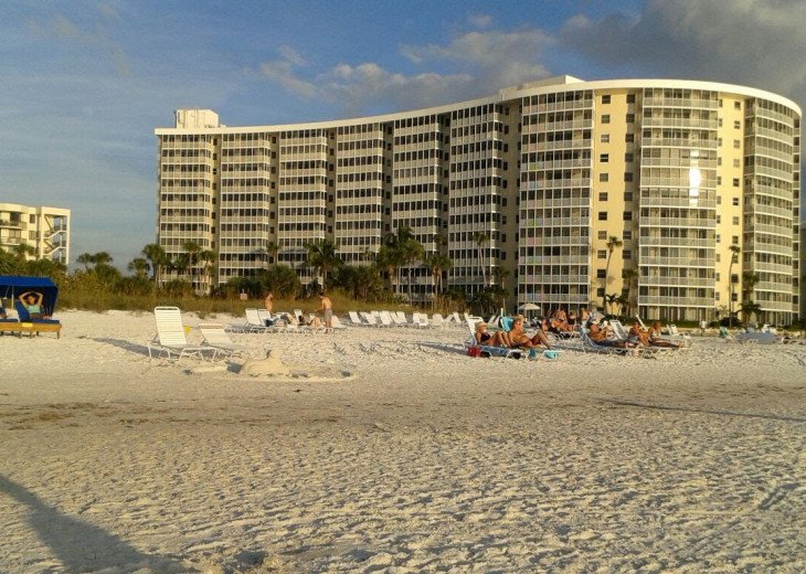 Views 11th flr, On the Beach-Last 2 weeks Feb 2023 avail! #1