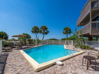 Luxurious Penthouse-3 Bed 3 Bath on Siesta Key Beach with pool and walk to town! #2