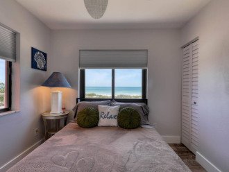 Luxurious 3-BR/2-BA condo on the Gulf of Mexico #40