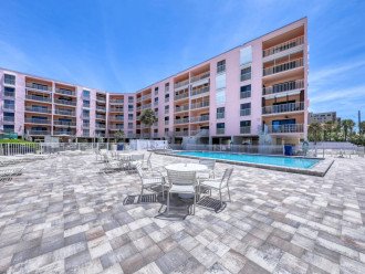Luxurious 3-BR/2-BA condo on the Gulf of Mexico #44