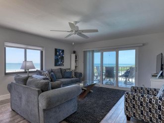Luxurious 3-BR/2-BA condo on the Gulf of Mexico #14