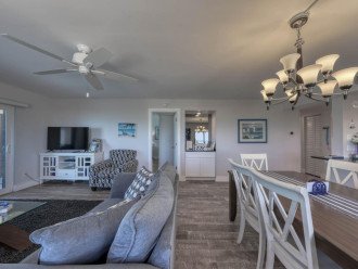 Luxurious 3-BR/2-BA condo on the Gulf of Mexico #13