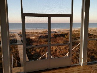 Gulf Front beach home with open concept and elevator. #28