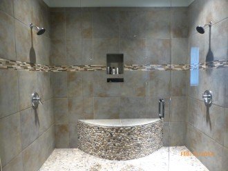 'Sunflower' Master suite double shower