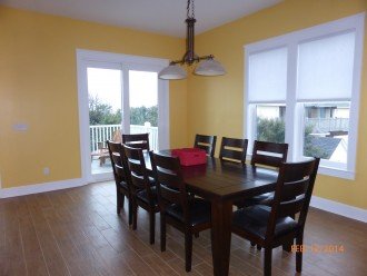Dining room and gulf-front deck