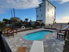 White Whale - Unobstructed Gulf Views, Private H. Pool, Close to Marinas