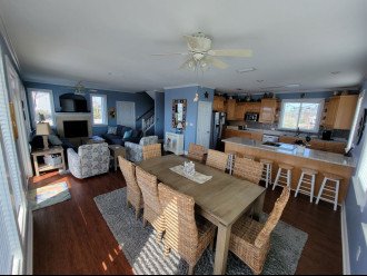 Spacious Dining, Kitchen, and Livingroom