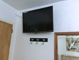 all three rooms have flat screen tv’s