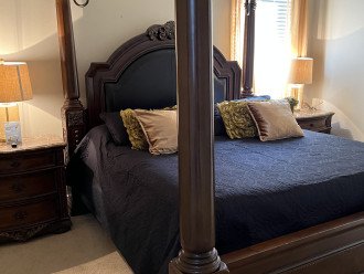 Guest Suite Master King Bed