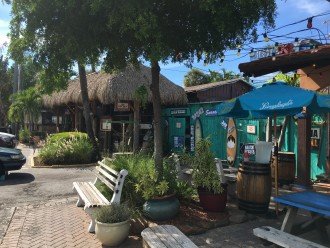 The Cottage restaurant in Siesta Key Village
