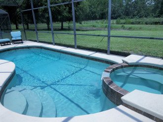 Gorgeous 4 Bed/4 Bath Lakefront Resort Pool Home - your Home Away from Home #4
