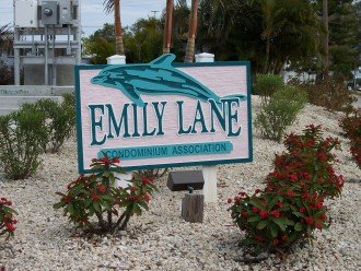 Emily Lane is a friendly street with waterfront homes on both sides