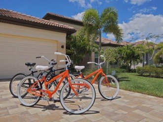 4 bikes for your use at tehe Villa in Cape Coral
