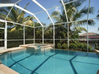 come and have a look at the Villa in Cape Coral