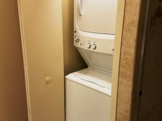 Large Washer and Dryer in the unit. Please use HD products *ONLY*