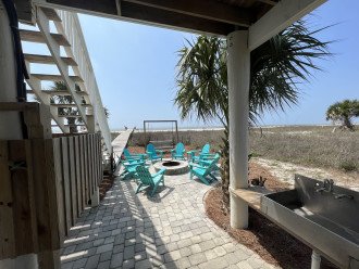 Gulf Front!Private Boardwalk!Fire Pit!Screen Porch!Sundeck!Beach Equipment! #45