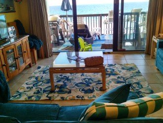 LR w/2 Queen sleepers: can be used simultaneously; view to beach deck; grill