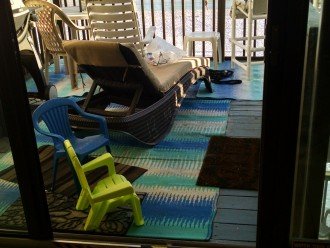 LR beach deck w/grill; propane provided; chaise, table, chairs for adults/kids
