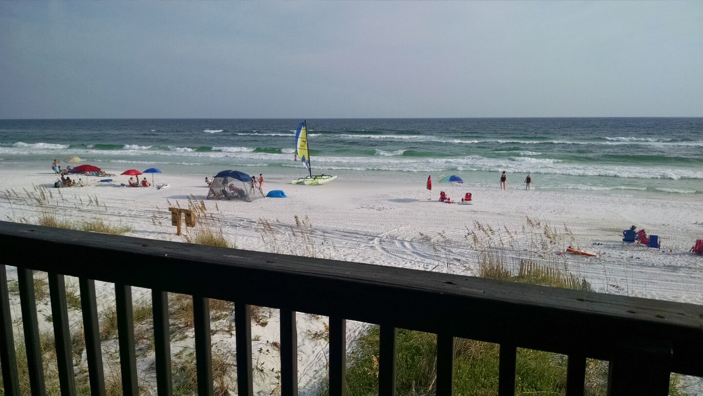 Destin, FL Sanddollar Rental: 4 BR 4 BA: view from 4 decks; step down to beach
