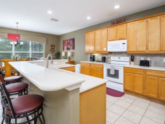 A spacious well equipped kitchen