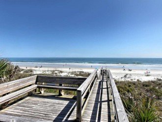 SUMMERHOUSE Luxury Condo, Great Ocean Views Available for Fall #1