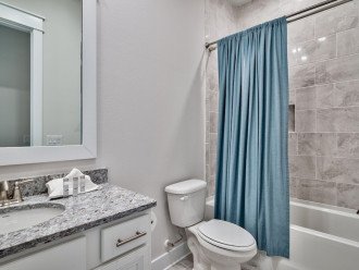 Hall Bathroom with Tub/Shower Combination
