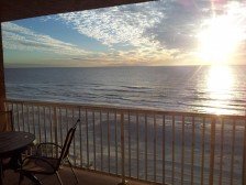 SALE Nov. & Dec. Low Nightly rates Holiday Villas Gulf Front Beach Condo Unit