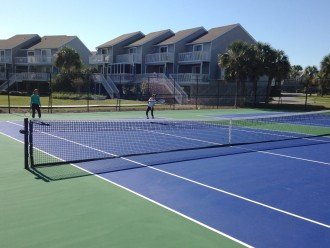 Lighted Tennis Courts (The only courts on the cape)