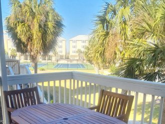 End Unit just 150 steps to beach & between 2 pools * Great amenities & reviews! #3