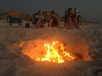Enjoy a Family Bonfire on the Beach