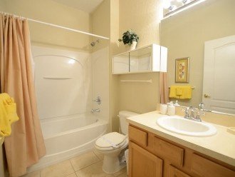 Near Disney Seaworld,Convention Center 5br/3ba townhome with hot tub/lake view #1