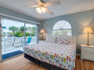Large Pet Friendly Home just steps from White Sandy Beach #23