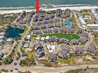ACROSS FROM BEACHFRONT POOL: Gulf View – 40 Steps to Beach–Pet Friendly #2