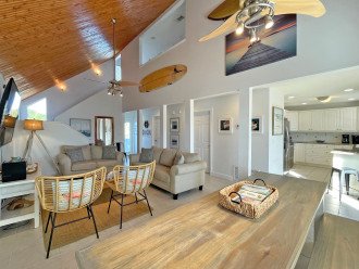 BRIGHT AND AIRY BEACH HOME JUST ONE BLOCK FROM BEACH ACCESS WITH A PRIVATE POOL! #10