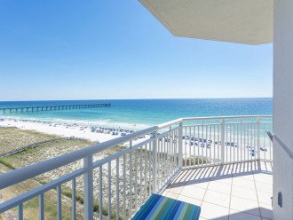 BEAUTIFUL 3/3 GULF FRONT CONDO AT THE PEARL OF NAVARRE! #4