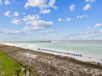 NICELY DECORATED 5TH FLOOR, GULF FRONT CONDO AT THE PEARL OF NAVARRE! #30