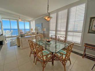 FREE BEACH SERVICE INCLUDED! 17TH FLOOR CONDO/THE PEARL OF NAVARRE! #7