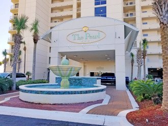 FREE BEACH SERVICE INCLUDED! 17TH FLOOR CONDO/THE PEARL OF NAVARRE! #46